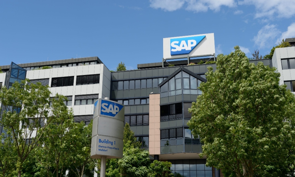 SAP откладывает уход из России из-за отсутствия покупателя на бизнес