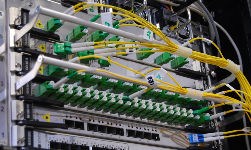 iKS Consulting: цены на услуги colocation в Москве и Петербурге продолжают расти